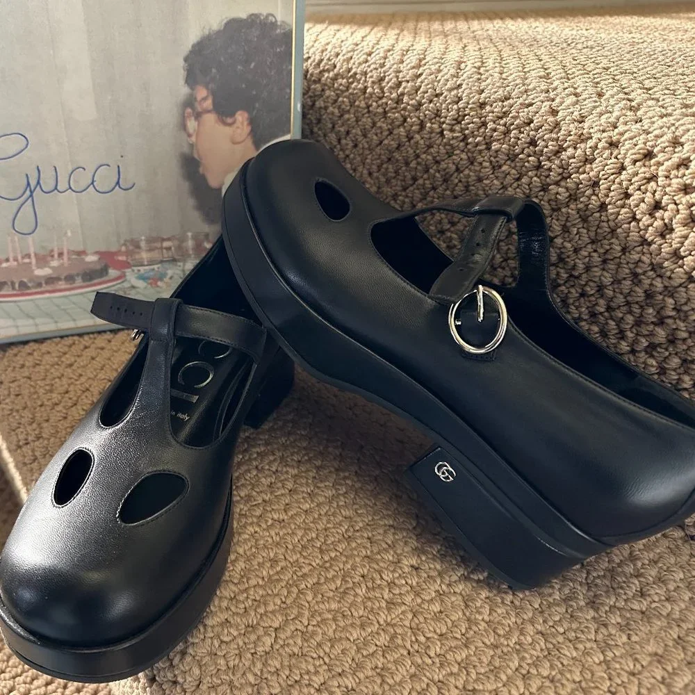 Black Gucci Mary Janes 39.5 - Picture 1 of 7
